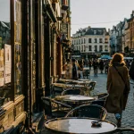 Quartier dansaert bruxelles : rue Antoine Dansaert, cafés et passants
