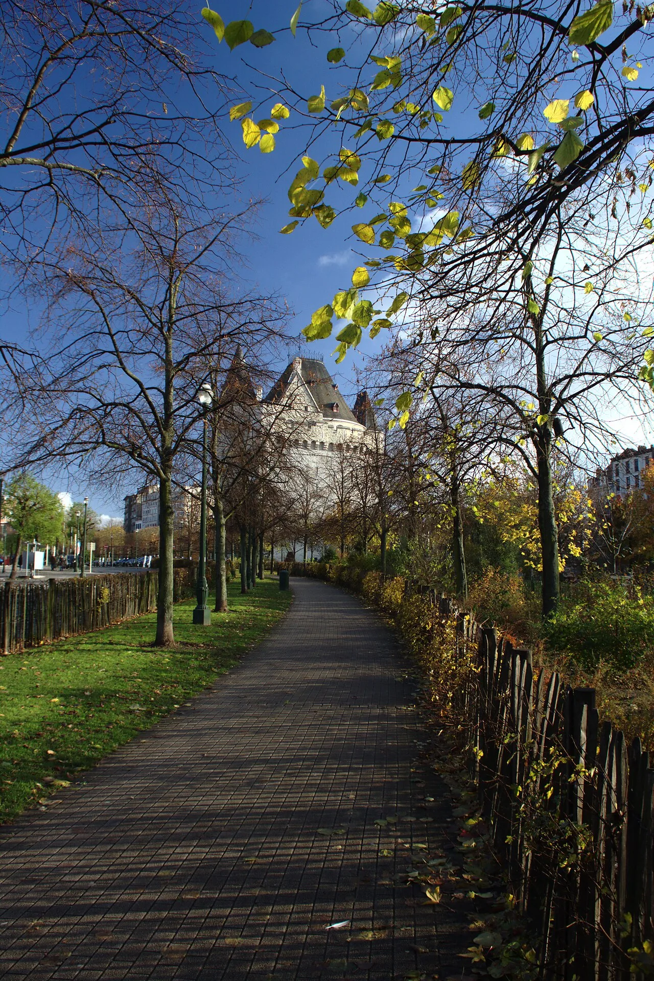 Parc de la Porte de Hal : paysage du jardin
